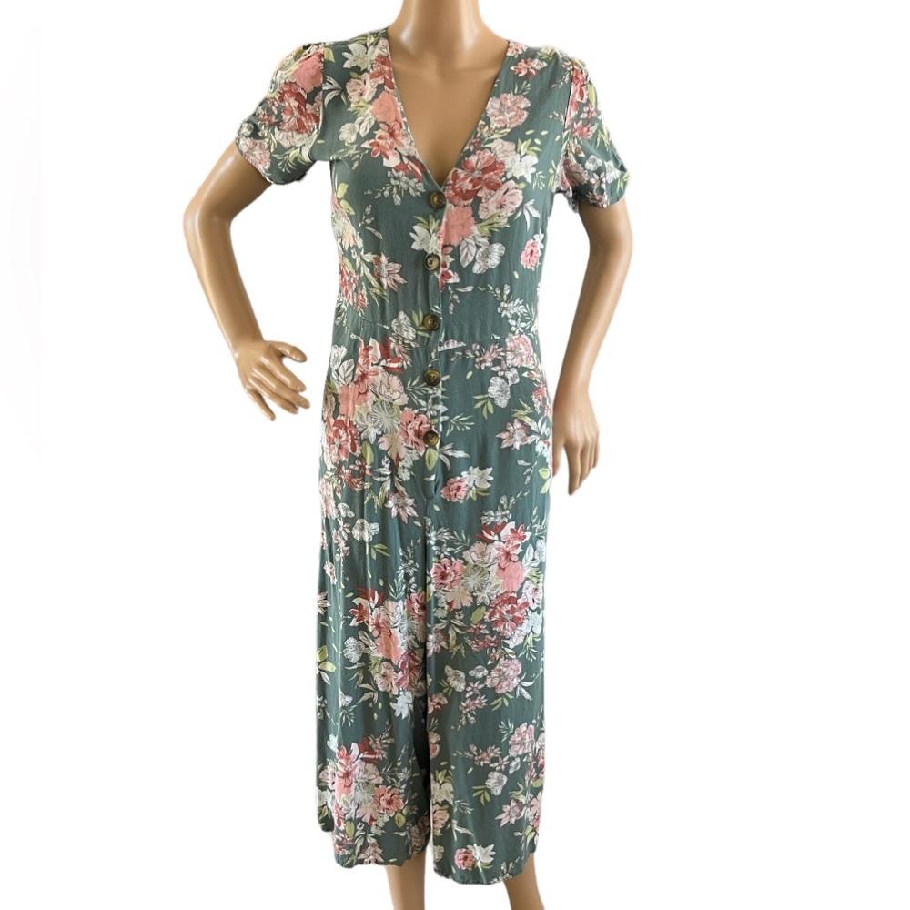 Xhilaration floral romper